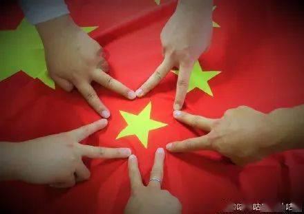 探索世界的关汉卿的“我是……铜豌豆”原文是?